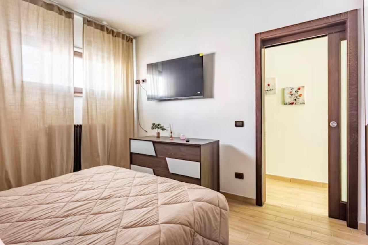 Old Lighthouse - Beach Apartment - Fiumicino Airport מראה חיצוני תמונה