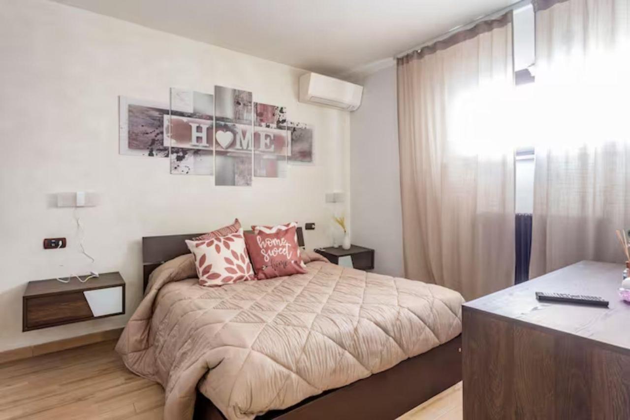 Old Lighthouse - Beach Apartment - Fiumicino Airport מראה חיצוני תמונה